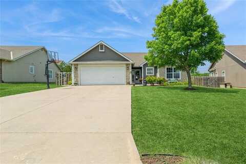 928 Bluestem Drive, Baldwin City, KS 66006