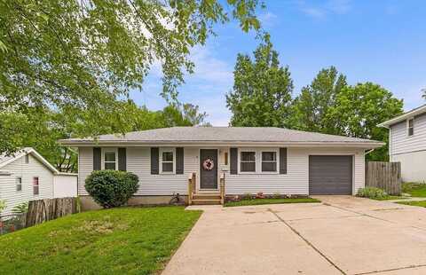 7829 NE San Rafael Drive, Kansas City, MO 64119