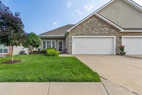 1237 S 3rd East Street, Louisburg, KS 66053
