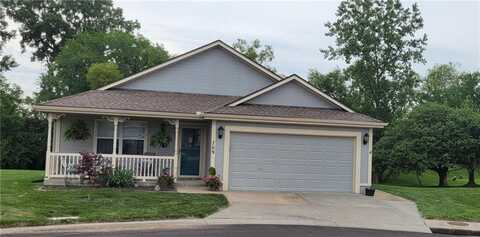709 Sun Court, Raymore, MO 64083
