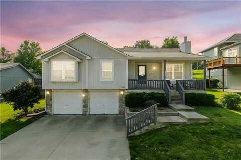 604 NW Scenic Drive, Grain Valley, MO 64029
