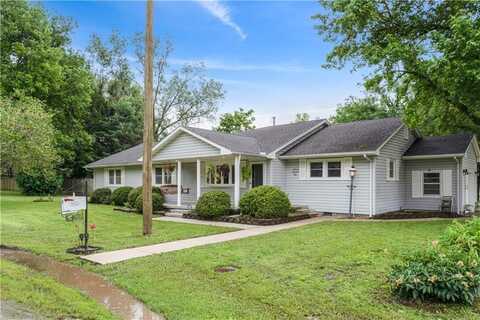 1101 E Maple Street, Rich Hill, MO 64779