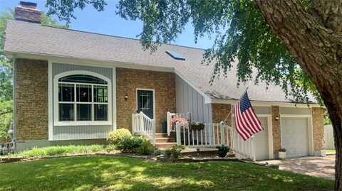 8961 Swarner Drive, Lenexa, KS 66219