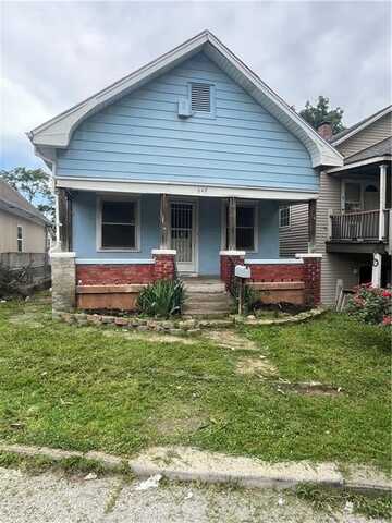648 Tenny Avenue, Kansas City, KS 66216