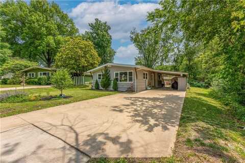 1112 ANDERSON Street, Warrensburg, MO 64093