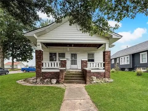 601 W 22nd Street, Higginsville, MO 64037