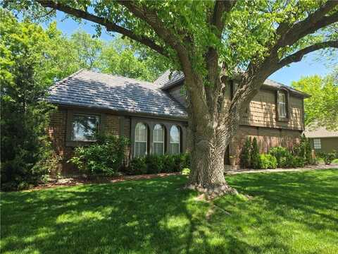 9604 W 106th Street, Overland Park, KS 66212