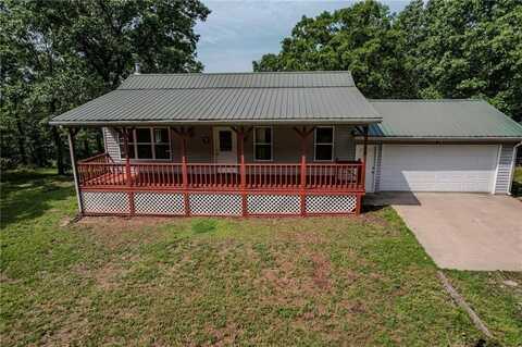 13589 Pumpkin Road, Wheatland, MO 65779