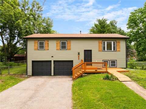804 S Montclaire Drive, Olathe, KS 66061