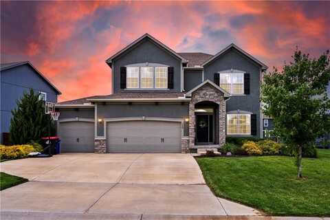 123 SE Briar Valley Lane, Blue Springs, MO 64064