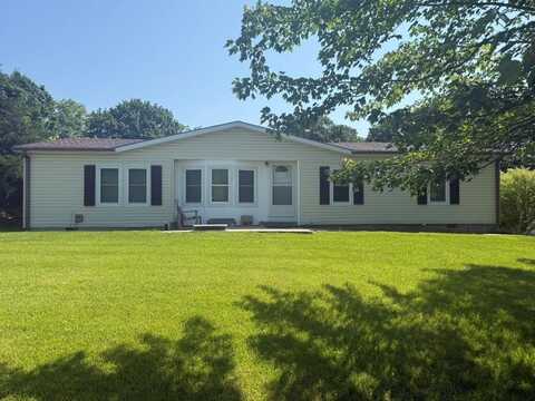 127 Reel Court, Gallatin, MO 64640