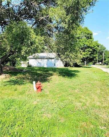 213 Pine Street, Colony, KS 66015