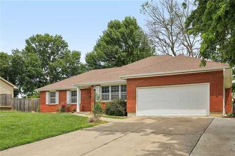 303 Johnson Drive, Warrensburg, MO 64093