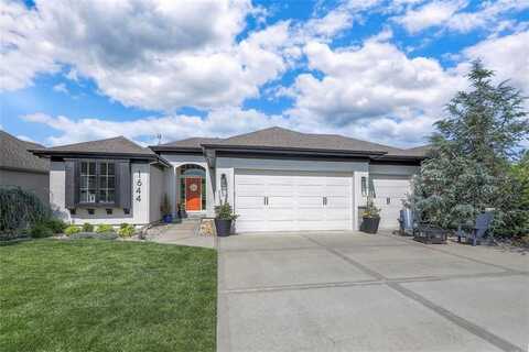 1644 Woodland Shores Circle, Lees Summit, MO 64086
