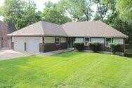 1407 Weatherstone Lane, Blue Springs, MO 64015