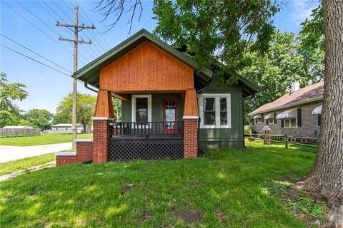 1124 W 3rd Street, Cameron, MO 64429