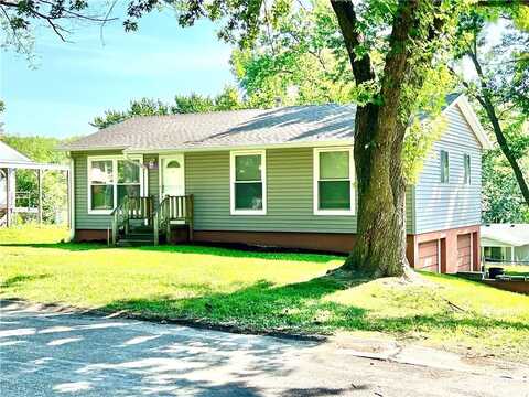 2401 Ivy Court, Saint Joseph, MO 64503