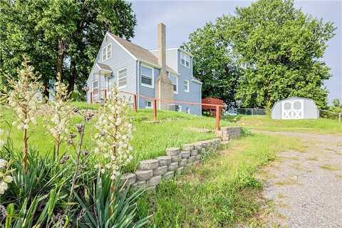 5305 St Joseph Avenue, Saint Joseph, MO 64505