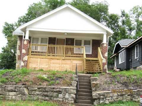 2119 N 32nd Street, Kansas City, KS 66104