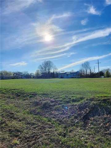 2 Maple Drive, Linn Valley, KS 66040