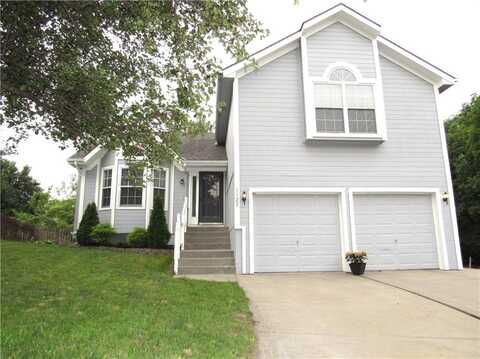 1127 Cardinal Drive, Liberty, MO 64068