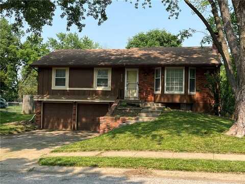 8425 N Tracy Avenue, Kansas City, MO 64155