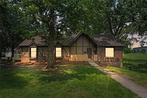 16 W Bridlespur Terrace, Kansas City, MO 64114