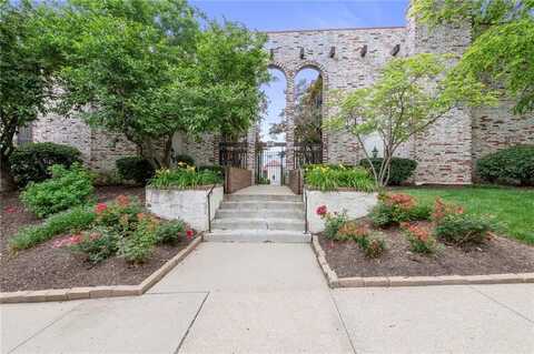 5017 Walnut Street, Kansas City, MO 64112