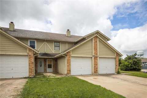 706 Cedar Drive, Warrensburg, MO 64093