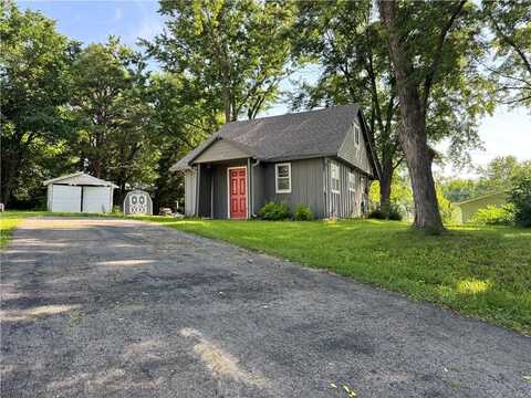 110 W 7th Street, Knob Noster, MO 65336