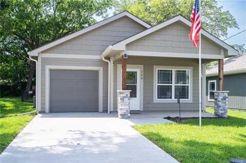 720 S Funston Street, Ottawa, KS 66067