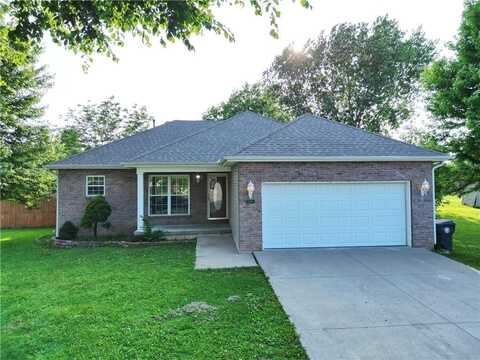 3306 Plaza Circle, Sedalia, MO 65301
