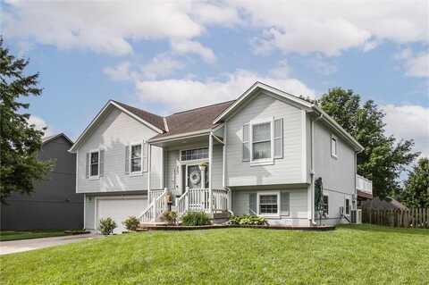 807 STRATFORD Drive, Raymore, MO 64083