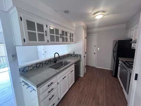 419 W 104th Street, Kansas City, MO 64114