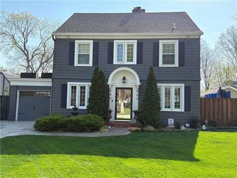 6411 Pennsylvania Avenue, Kansas City, MO 64113