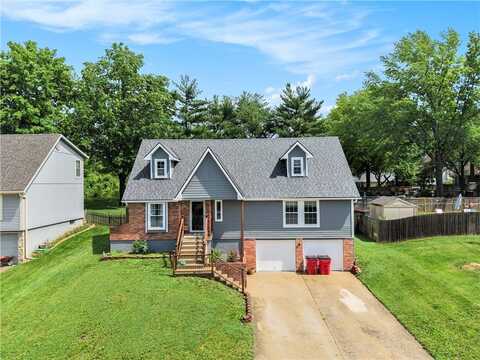 1117 NW ROANOKE Drive, Blue Springs, MO 64015