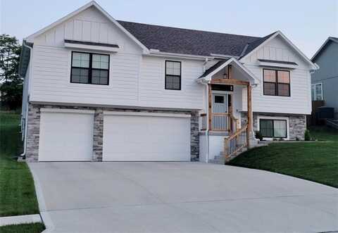 22915 S Ridgeview Drive, Peculiar, MO 64078