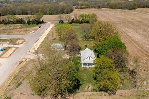 9960 W K68 Highway, Louisburg, KS 66053