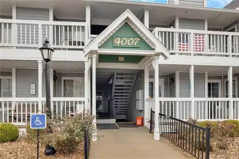 4007 S Crysler Avenue, Independence, MO 64055