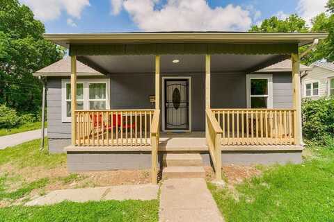 4032 Kensington Avenue, Kansas City, MO 64130
