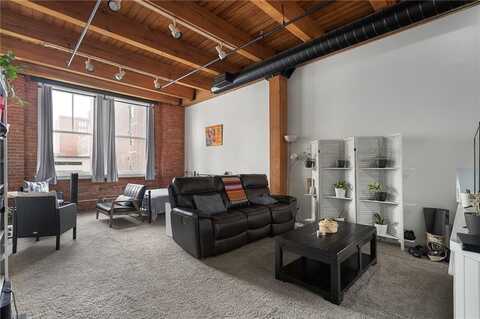 700 Broadway Boulevard, Kansas City, MO 64105