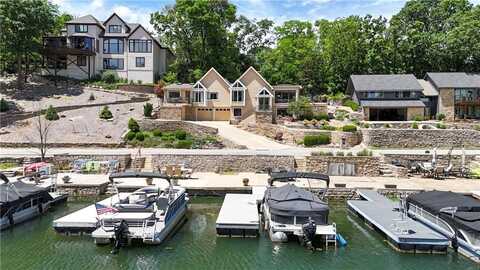 140 Lakeshore West Drive, Lake Quivira, KS 66217