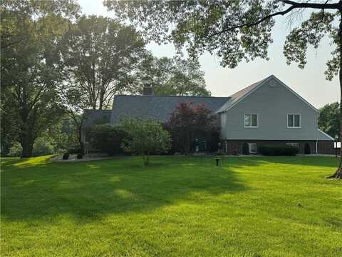 1908 Pine Ridge Drive, Leavenworth, KS 66048