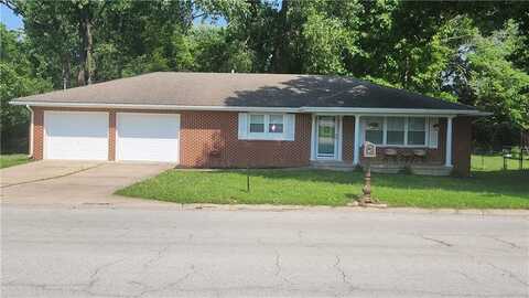 411 S Fulton Street, Butler, MO 64730