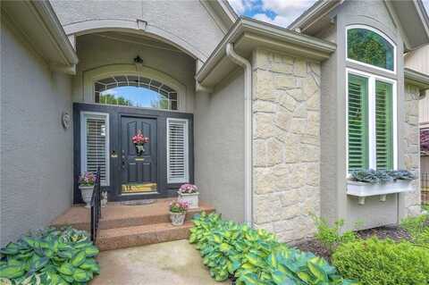 2945 W 143rd Terrace, Leawood, KS 66224