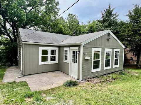 4004 Arlington Avenue, Kansas City, MO 64133