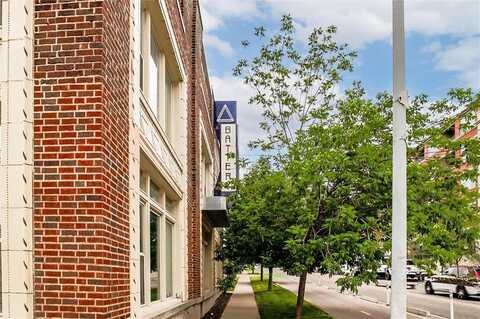 3001 Gillham Road, Kansas City, MO 64108