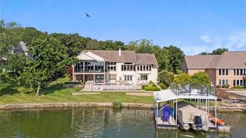 206 South Shore Drive, Lake Winnebago, MO 64034