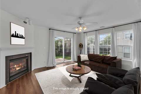8101 N Lawn Avenue, Kansas City, MO 64119