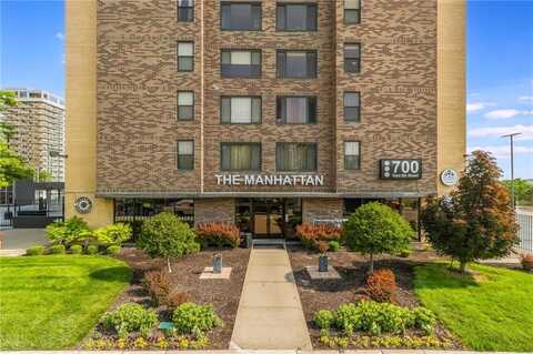 700 E 8TH #4S Street, Kansas City, MO 64106